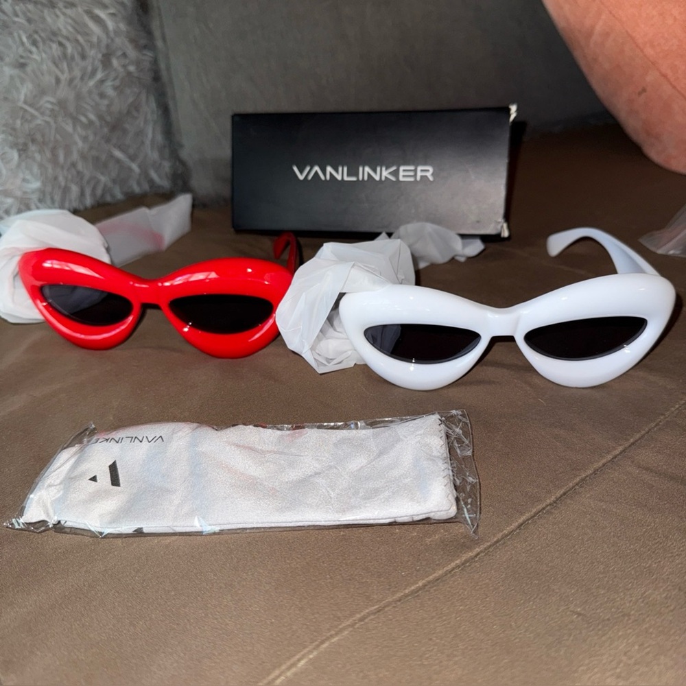 Vanlinker Red and White Cat Eye Sunglasses Set